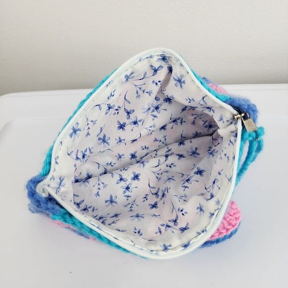 New Handcrafted Crochet Clutch Blue Pink Teal Case Granny Heart Crochet Charm - Picture 3 of 7